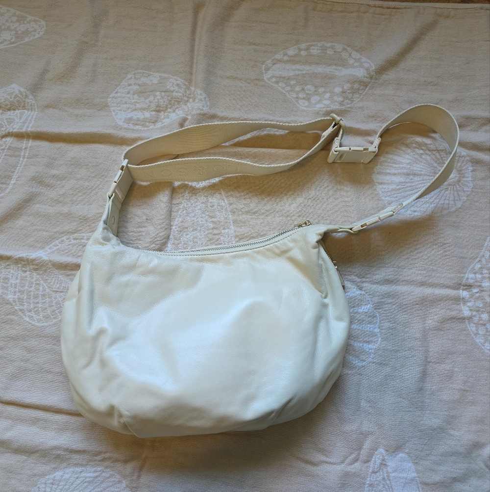 Lo&Sons Aoyama Leather travel crossbody bag